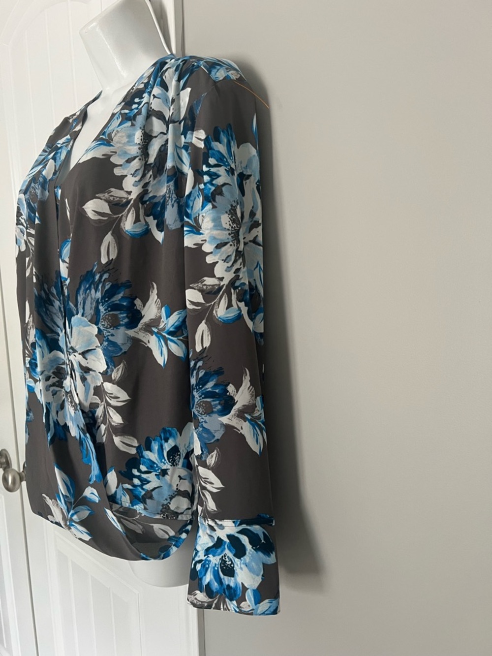 NWT CHICOS FLORAL TOP SZ 3/XL/16 - Picture 3 of 13